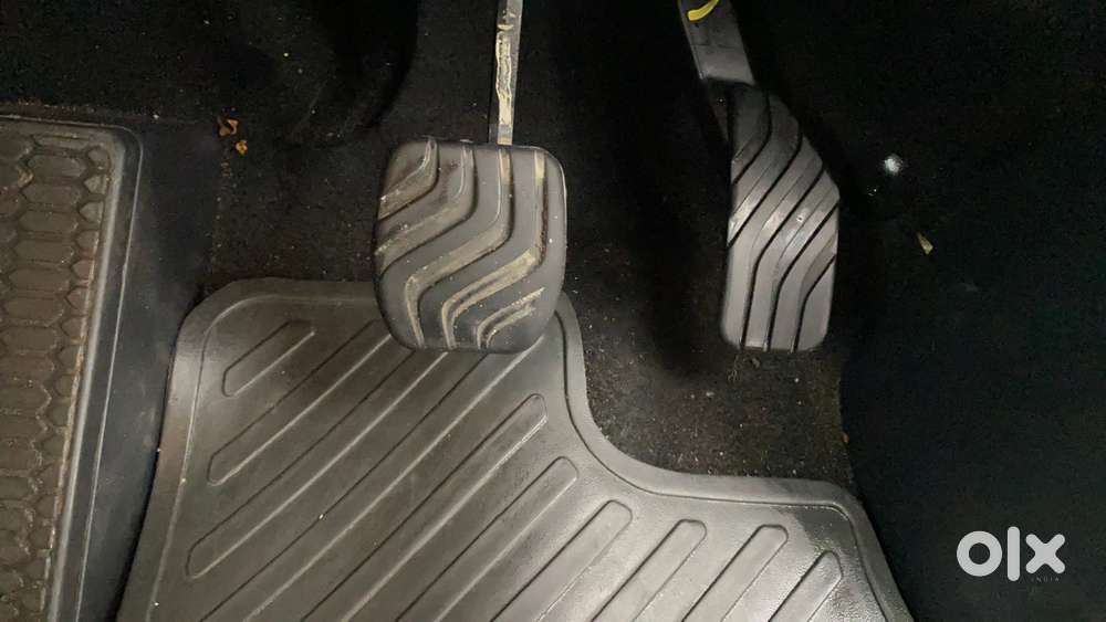 Nissan Magnite 1.0 Xv Premium Turbo Cvt, 2021, Petrol