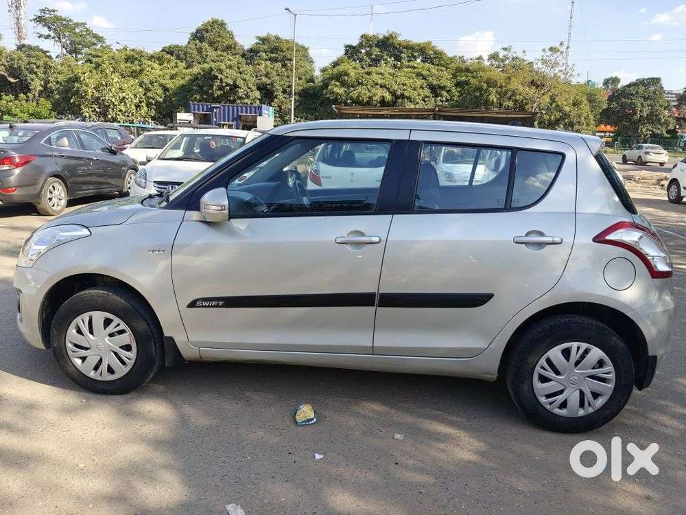 Maruti Suzuki Swift Vxi + Manual, 2015, Petrol