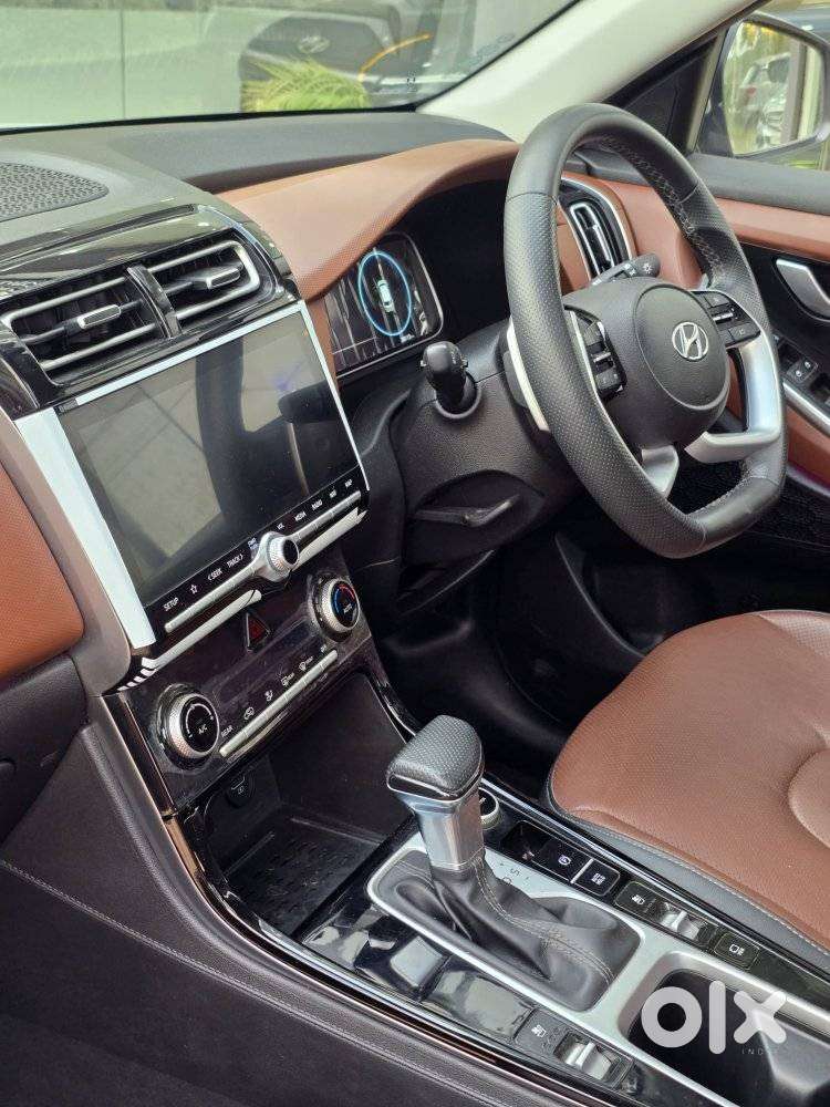 Hyundai Alcazar 2.0 Signature (o) Petrol At 6 Str, 2021, Petrol
