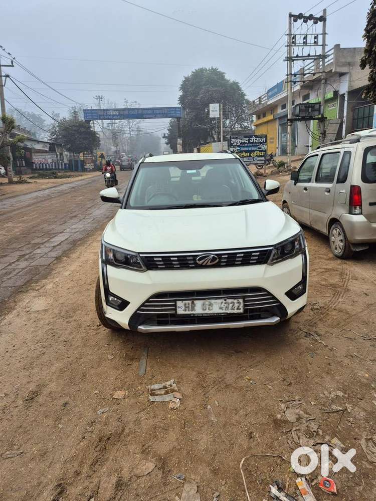Mahindra Xuv300 2020 Diesel Well Maintained