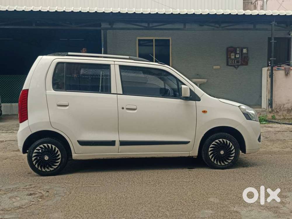 Maruti Suzuki Wagon R Vxi, 2011, Petrol