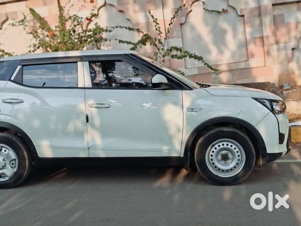 Mahindra Xuv300 2022 Petrol 48000 Km Driven