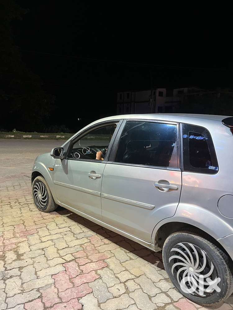 Ford Figo 2014 Diesel 70000 Km Driven