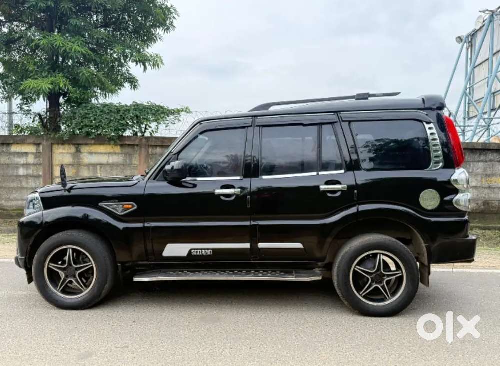 Mahindra Scorpio S4diesel 2016