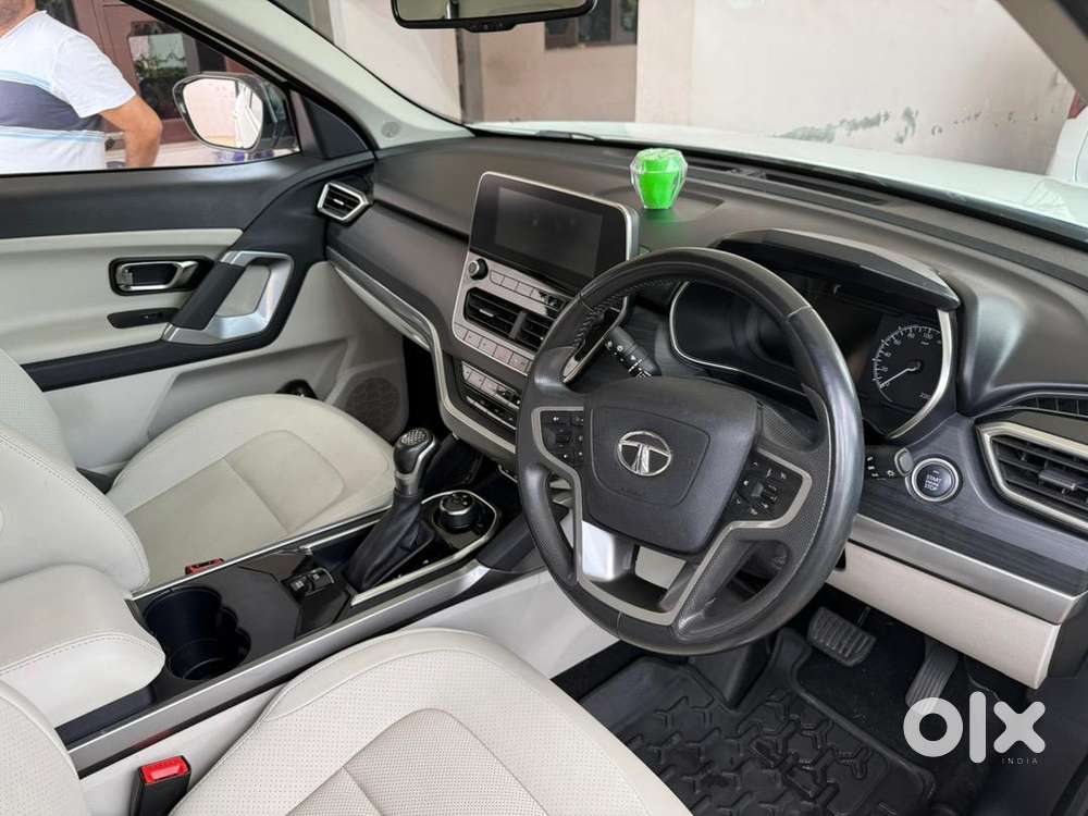 In Warranty Tata Safari 2022 Diesel Excellent Condition