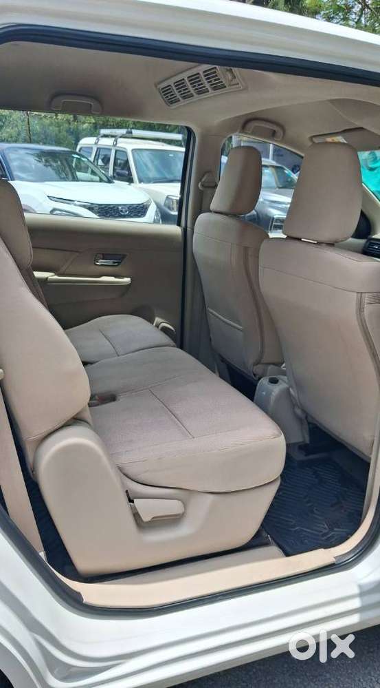 Maruti Suzuki Ertiga Vxi, 2023, Petrol