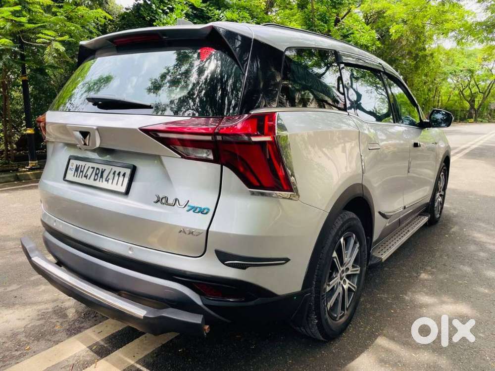 Mahindra Xuv700 2.0 Ax 7 Petrol Mt Str, 2023, Petrol