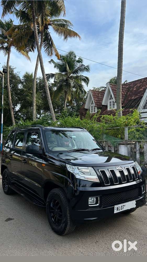 Mahindra Tuv 300 T8 Diesel 2017