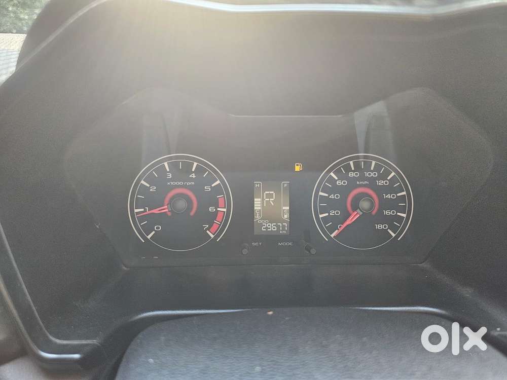 Mahindra Kuv 100 G80 K2, 2017, Petrol