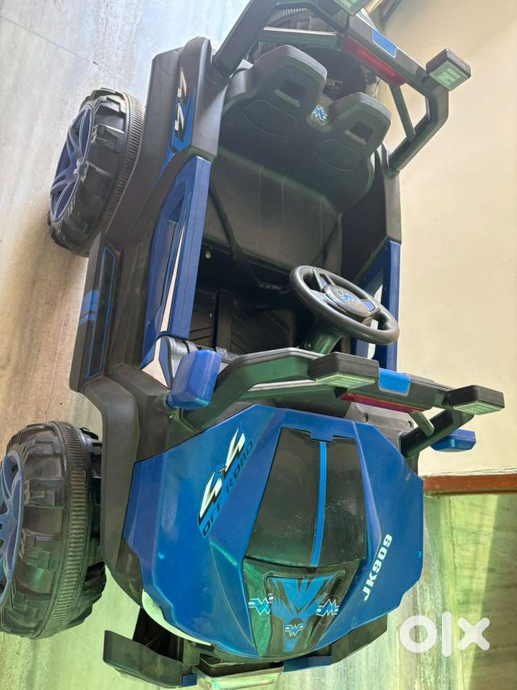 Kids car big 4*4