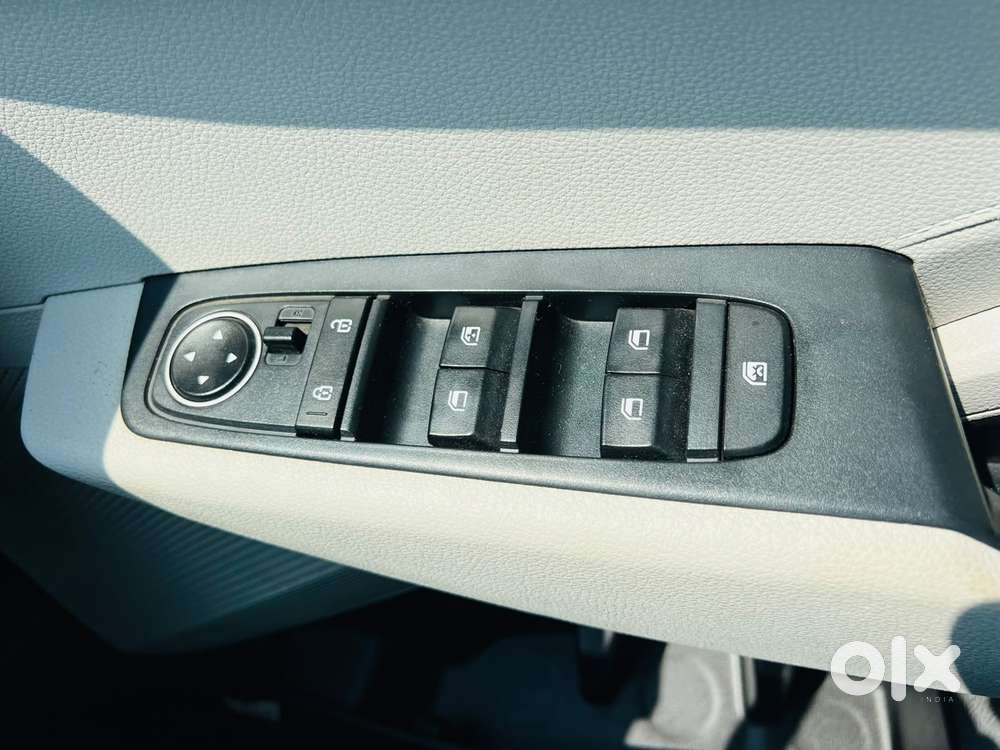 Kia Carens 1.4 Prestige 7 Str, 2024, Petrol