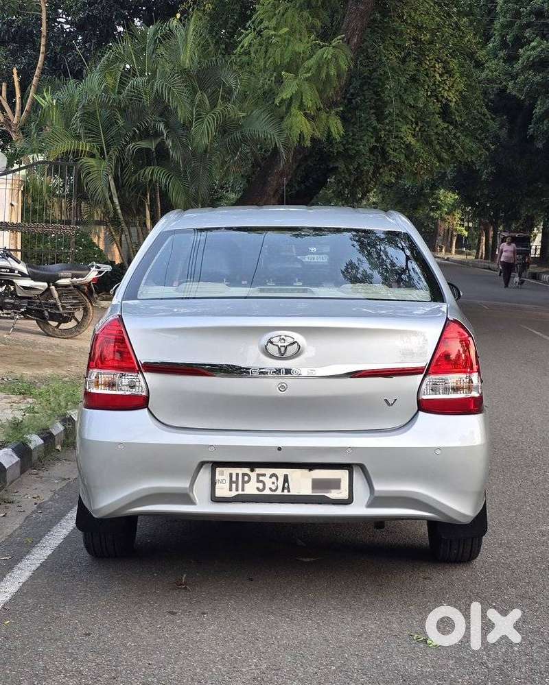 Toyota Etios 1.5 V, 2017, Petrol