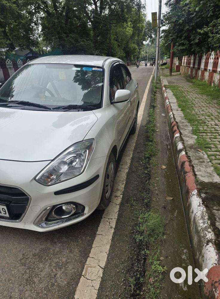 Maruti Suzuki Swift Dzire 1.3 Vxi, 2023, Petrol