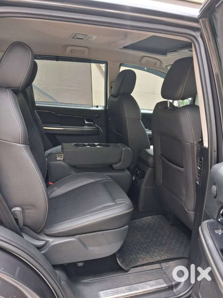 Tata Hexa 2.2 Xta 4x2 6 Str Dual Tone, 2017, Diesel