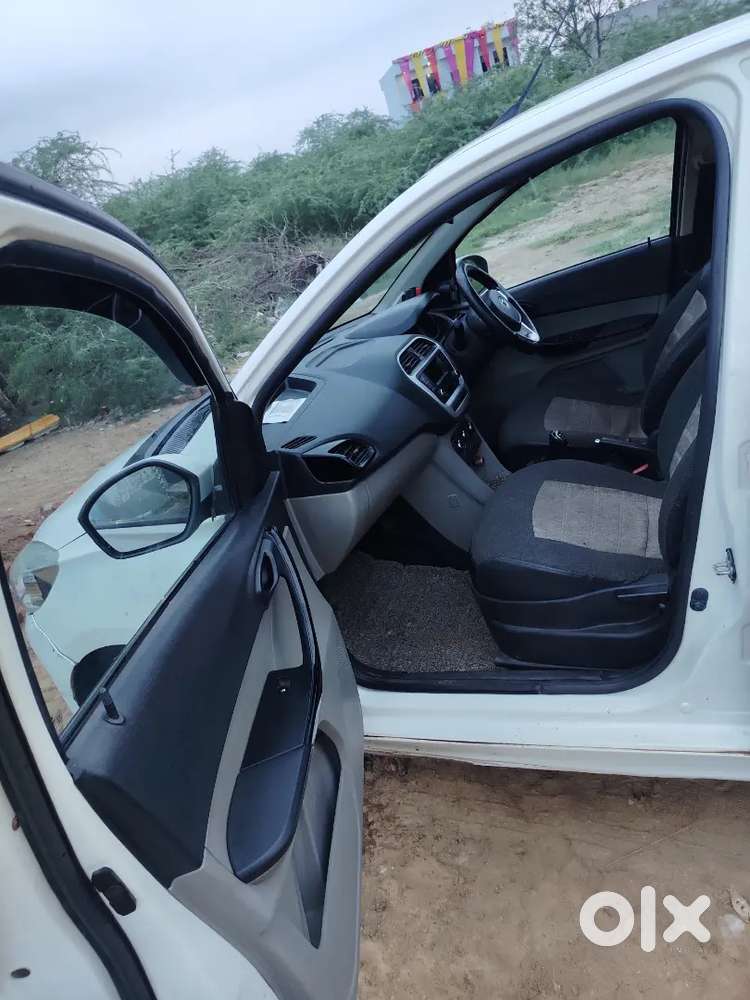 Tata Tiago 2017 Petrol Well Maintained