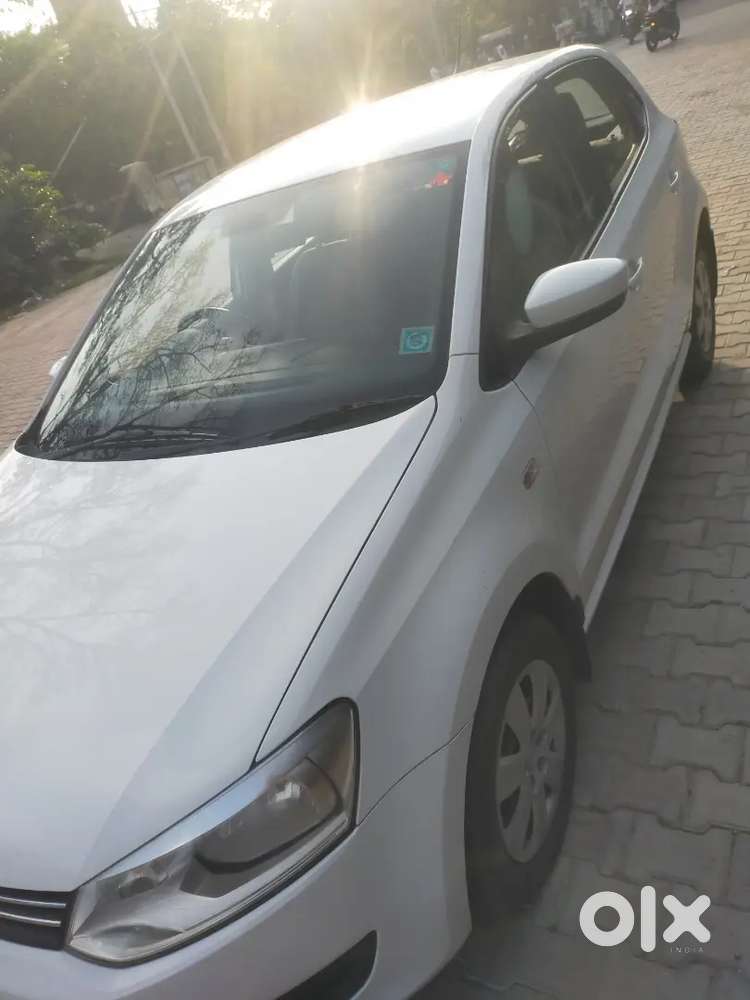 Petrol Polo 1st Owner Only 45000 Km Driven Brand New Tyres New Car