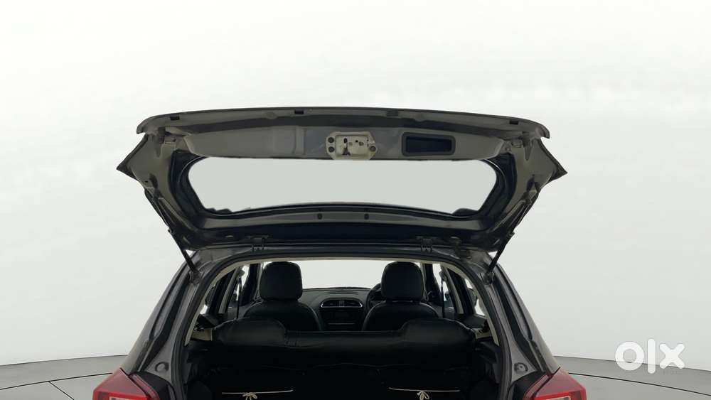 Tata Tiago 1.2 Revotron Xt, 2020, Petrol