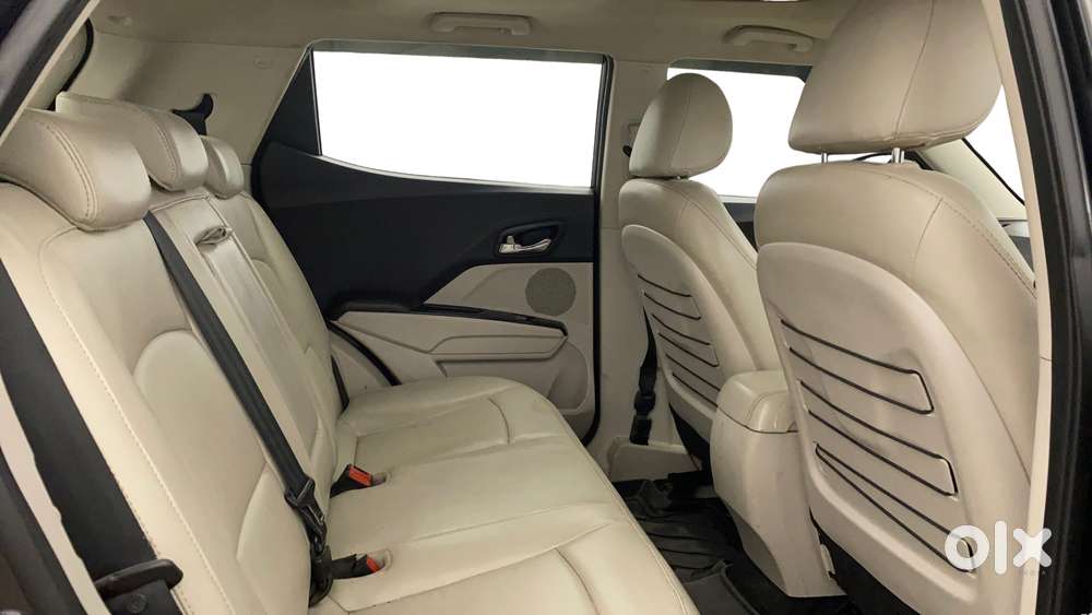 Mahindra Xuv300 W8 Option, 2020, Petrol