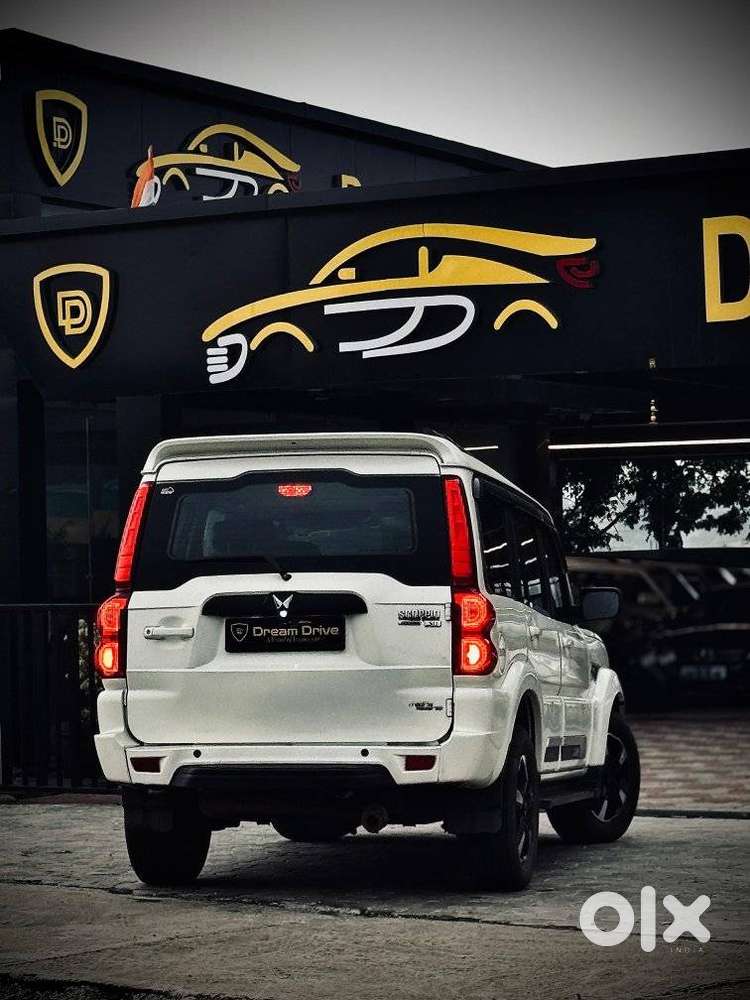 Mahindra Scorpio Classic 2.2 S 11 Mt 7 Str, 2023, Diesel