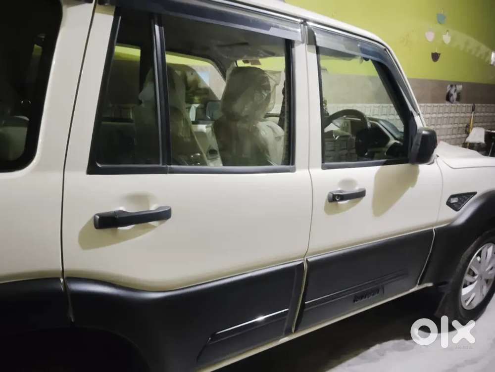 Mahindra Scorpio Classic 204 Diesel Car