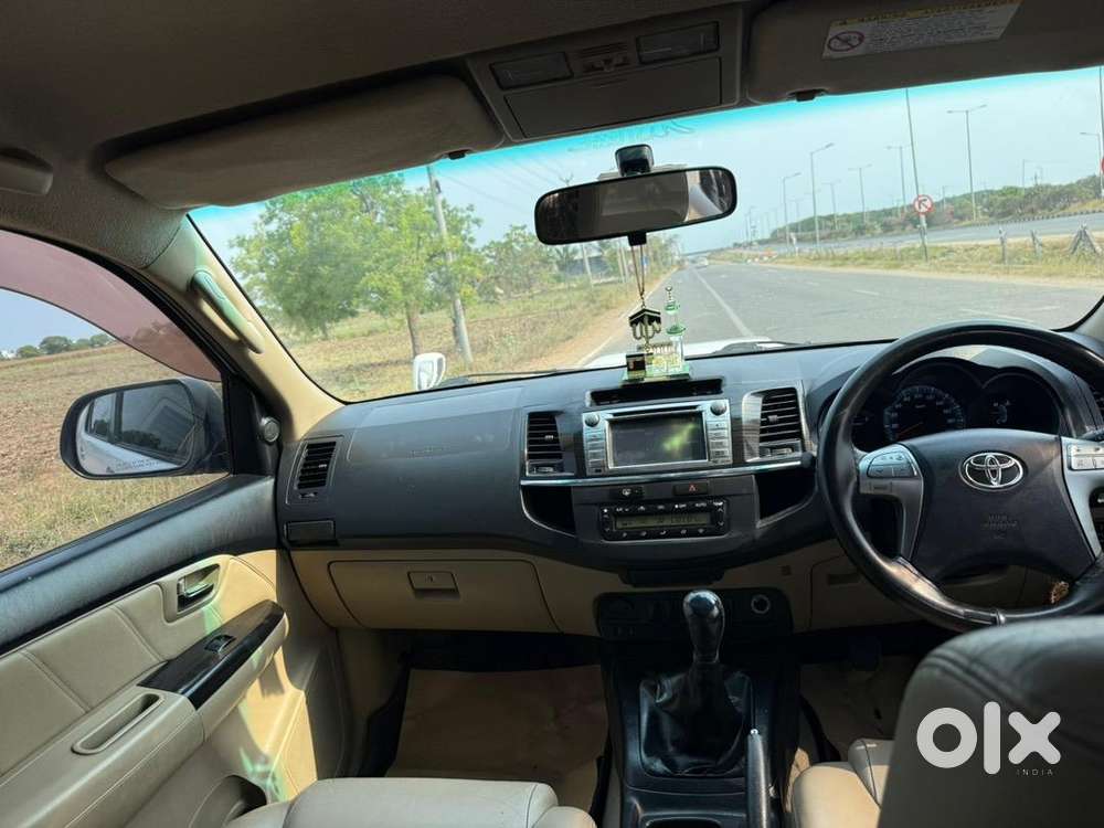 Toyota Fortuner 2015 Diesel Well Maintained