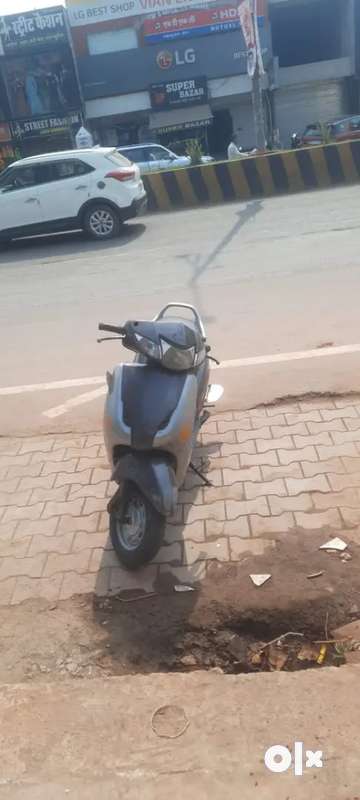 Activa for sell Scooters 1788695226
