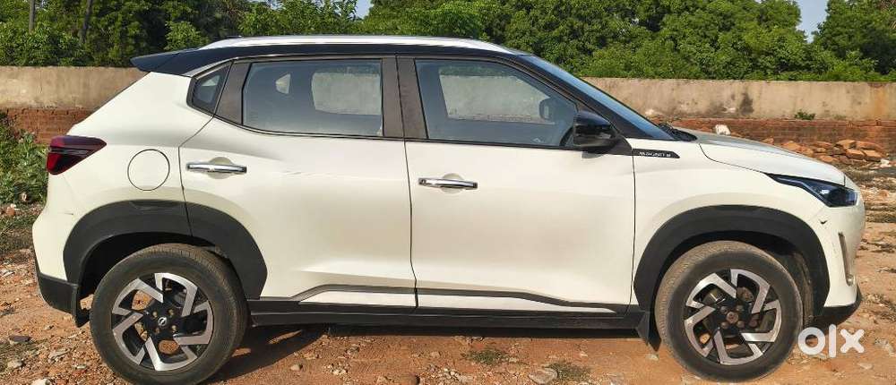 Nissan Magnite 1.0 Xv, 2022, Petrol