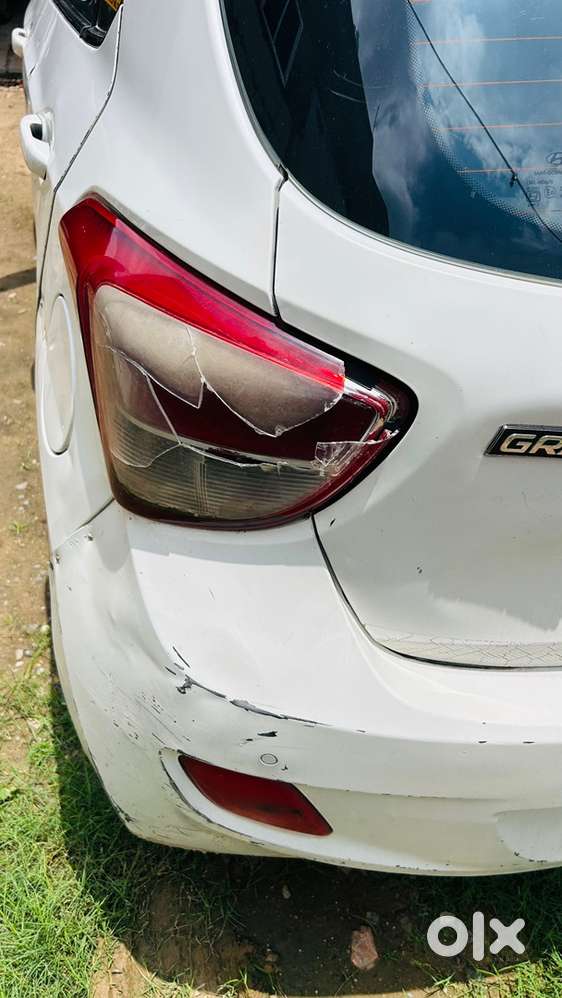 Hyundai Grand I10 2015 Diesel 280000 Km Driven