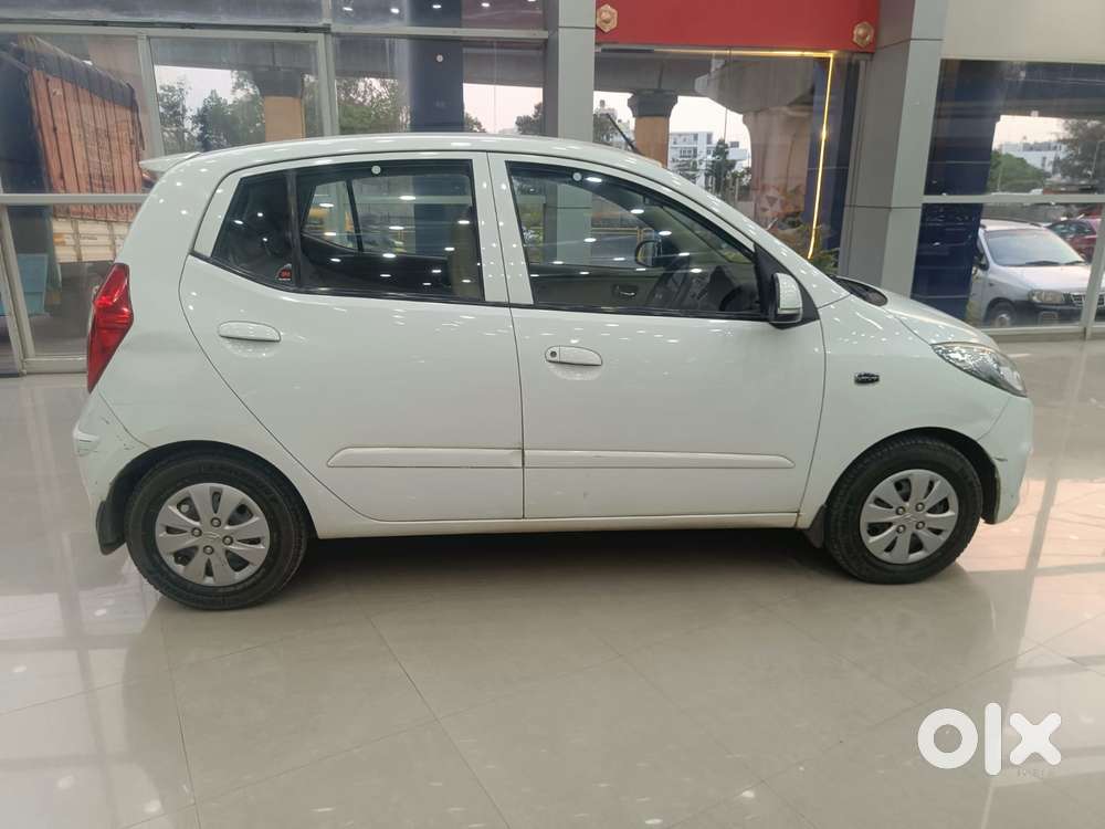 Hyundai I10 Sportz, 2011, Petrol