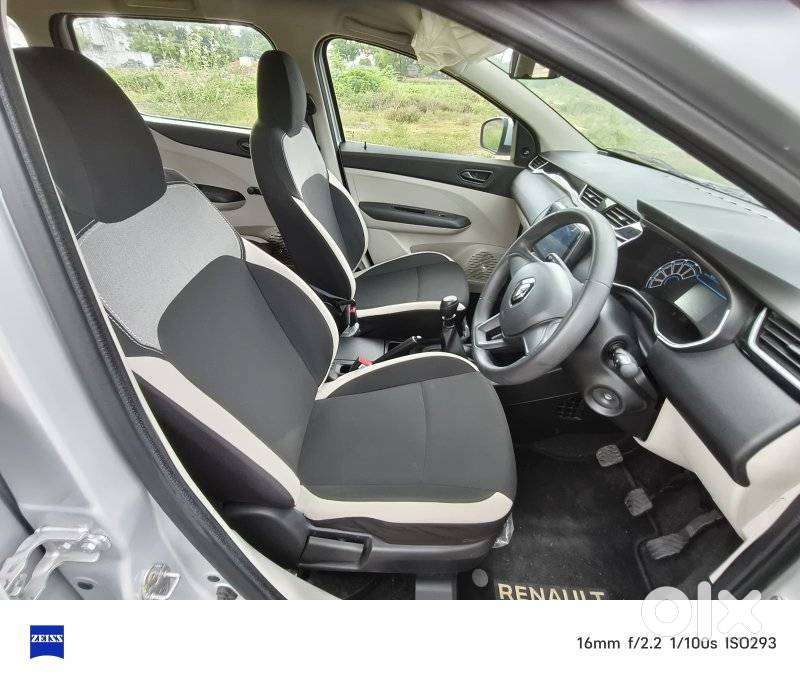 Renault Triber Rxl, 2021, Petrol