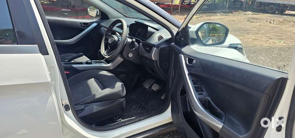 Tata Nexon 1.2 Revotron Xma Amt (s), 2022, Diesel