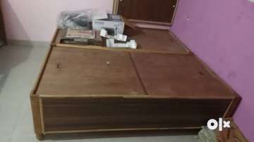 6 3 Newly made Divan bed Not used selling due to sifting house