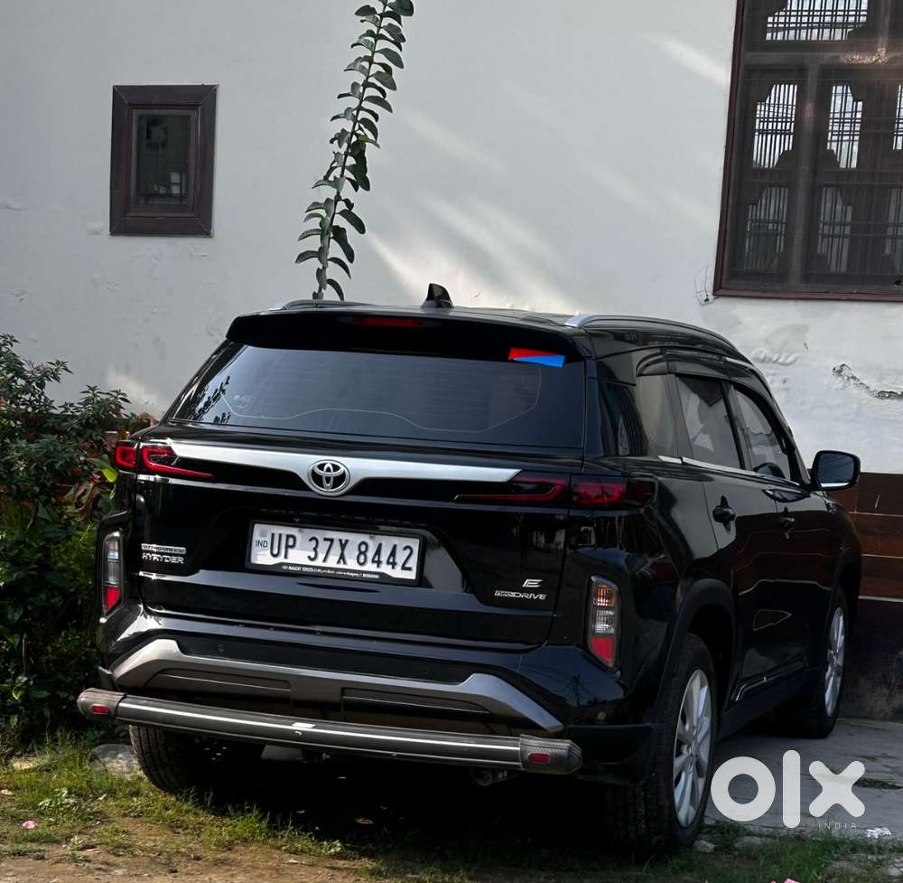 Toyota Urban Cruiser 2024 Hybrid Panni Pack Very Less Driven