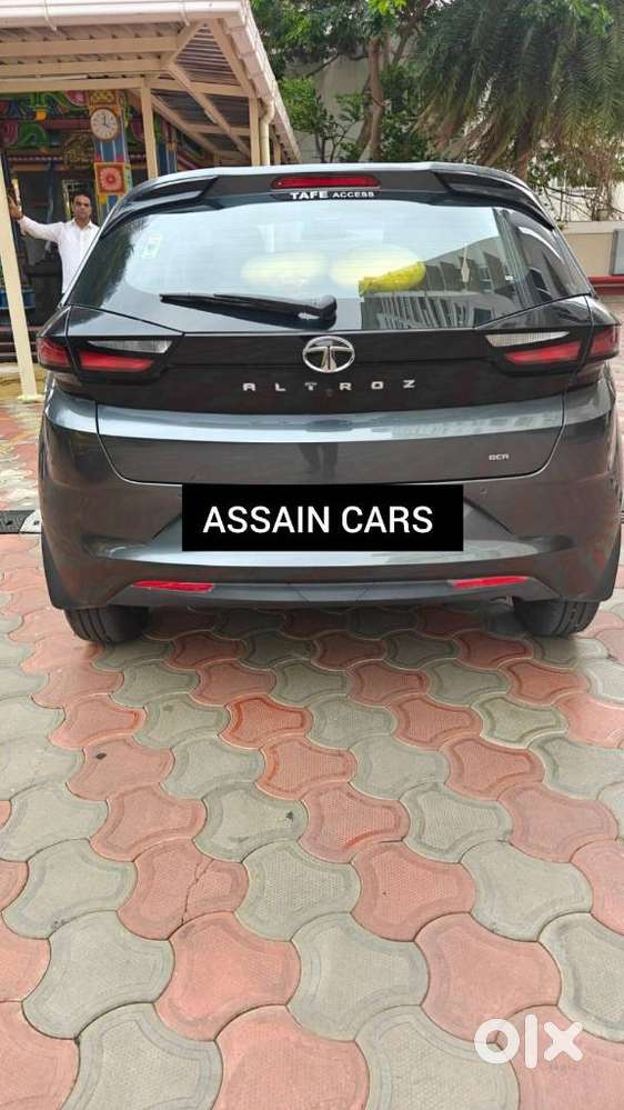 Tata Altroz 1.2 Xza Petrol Dct, 2023, Petrol