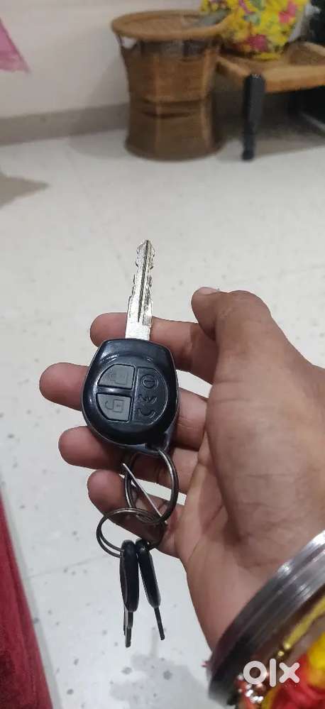 Maruti Suzuki Ertiga 1.5 Lxi 2014