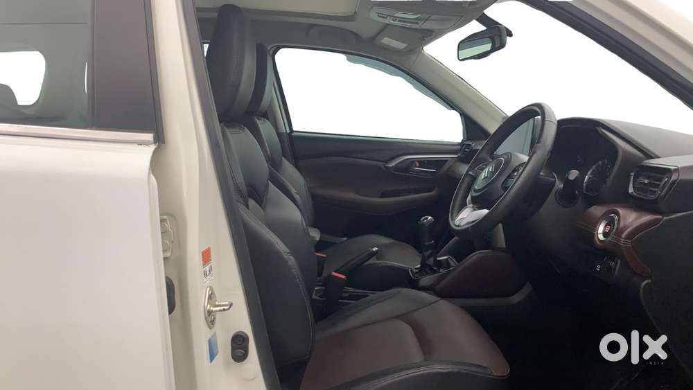 Maruti Suzuki Grand Vitara Alpha Smart Hybrid, 2023, Petrol