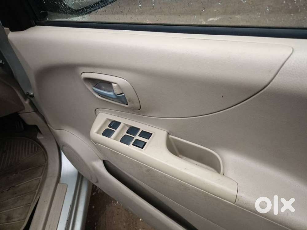 Maruti Suzuki A-star Zxi Optional, 2012, Petrol