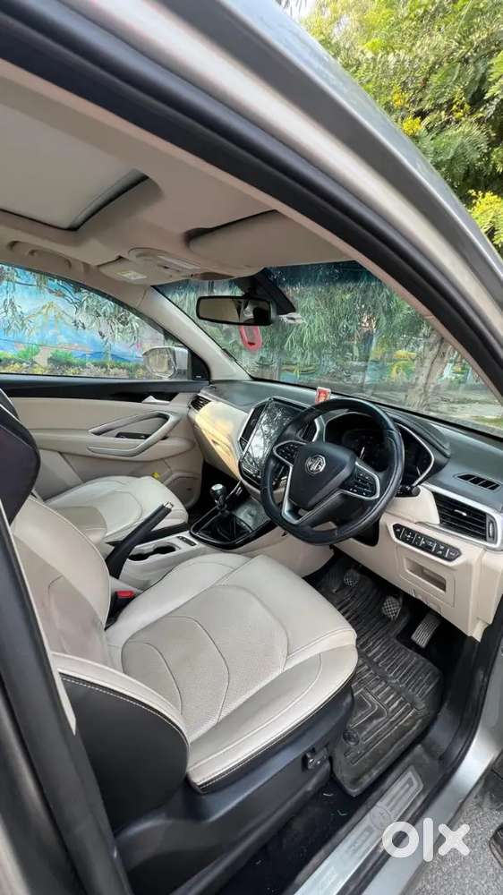 Single Handed, Good Condition, Mg Hector Hybrid Sharp 2021