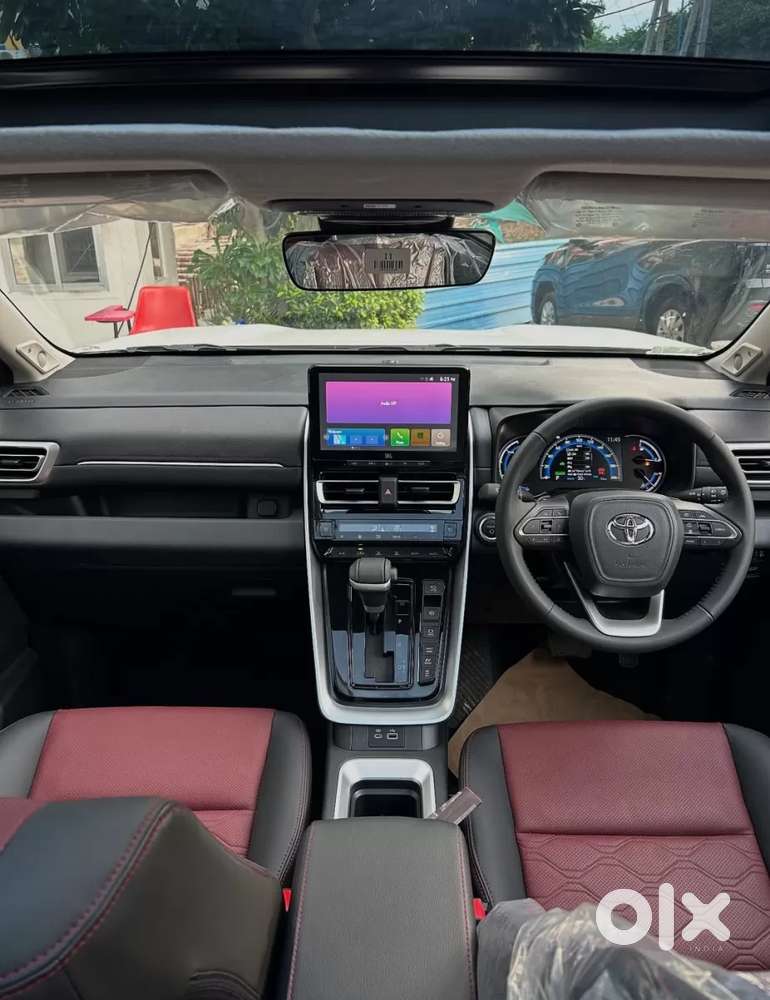 Toyota Innova Hycross, 2026, Petrol