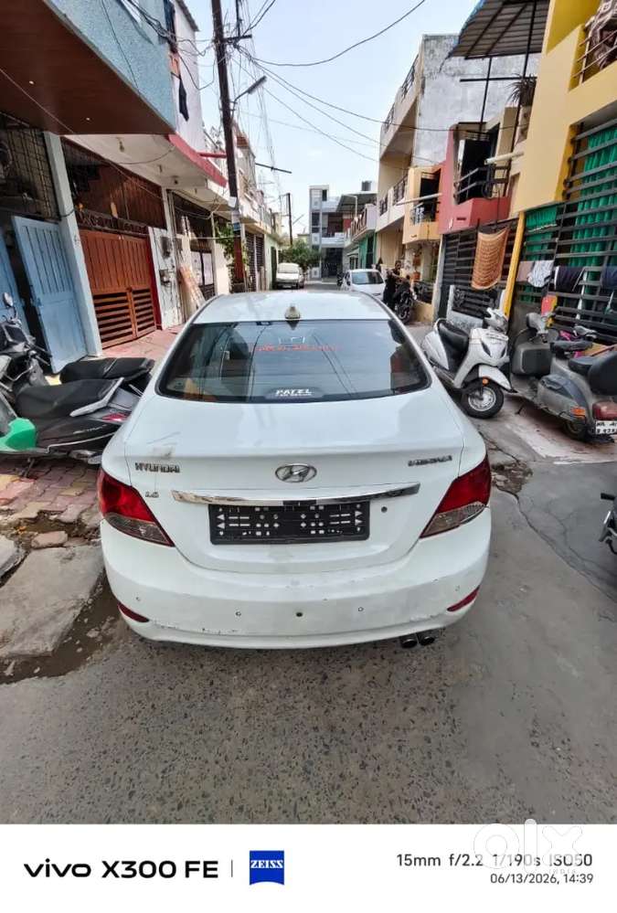Hyundai Verna 2012