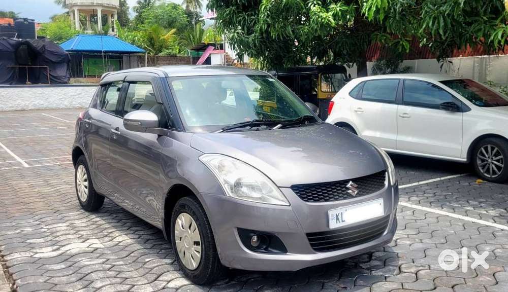 Maruti Suzuki Swift Vxi + Manual, 2014, Petrol