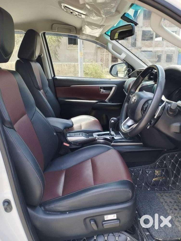 Toyota Fortuner Legender 4x2 At 2.8, 2024, Diesel