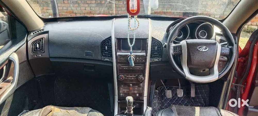 Mahindra Xuv500 2014 Diesel 105000 Km Driven