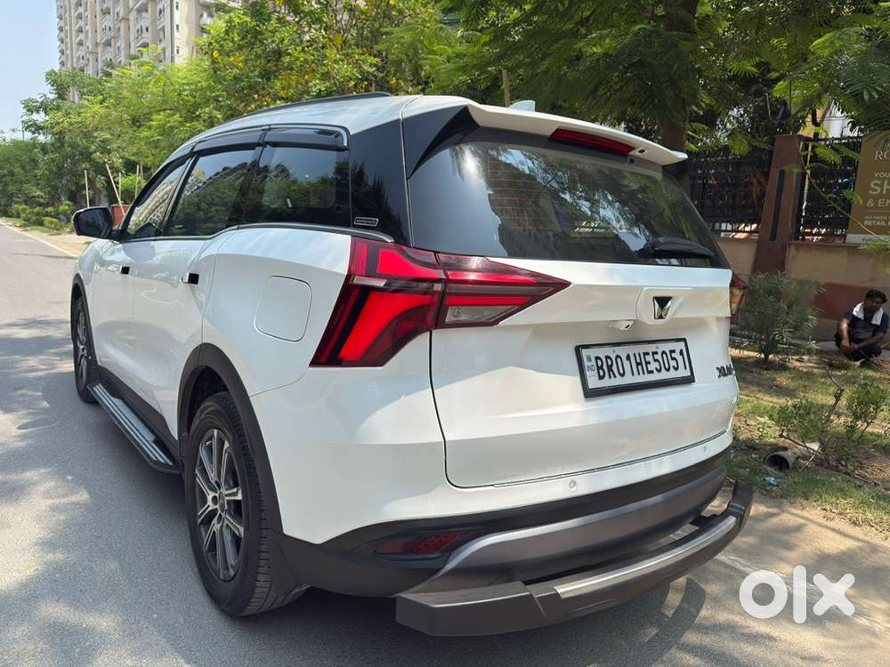 Mahindra Xuv700 Petrol 2023