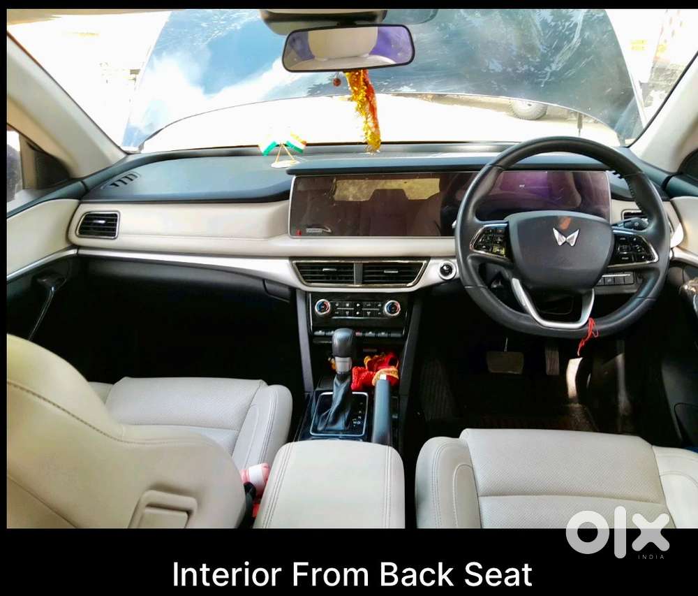 Mahindra Xuv700 Petrol 2024