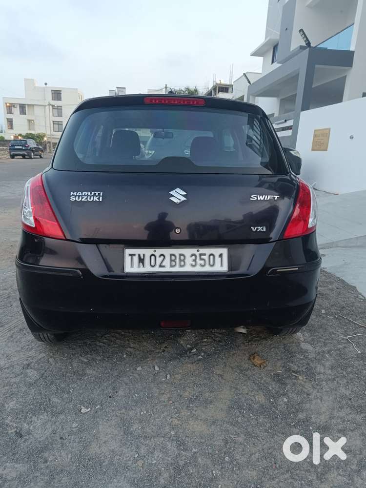 Maruti Suzuki Swift Vxi 1.2 Abs Bs-iv, 2015, Petrol