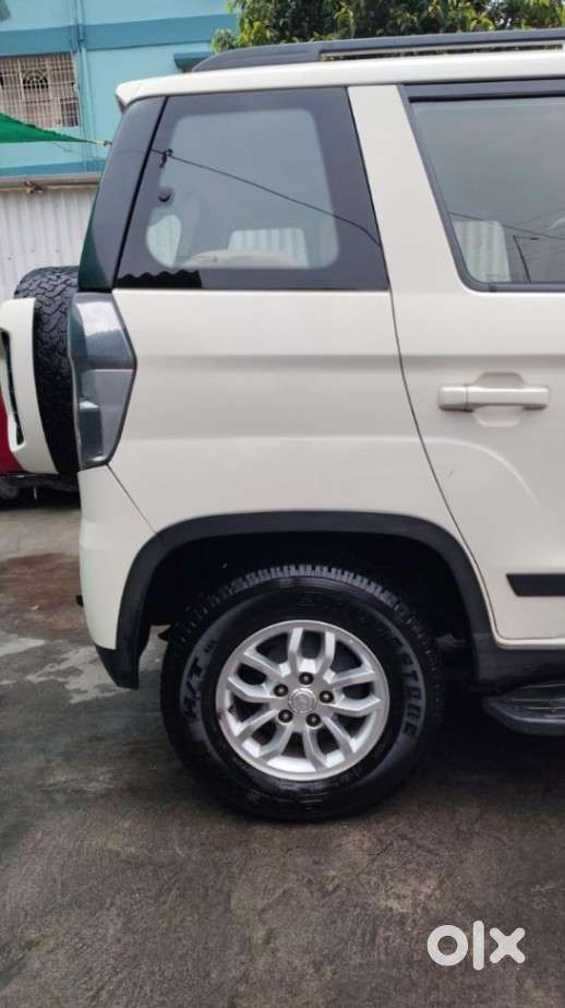Mahindra Tuv 300 T8, 2019, Diesel