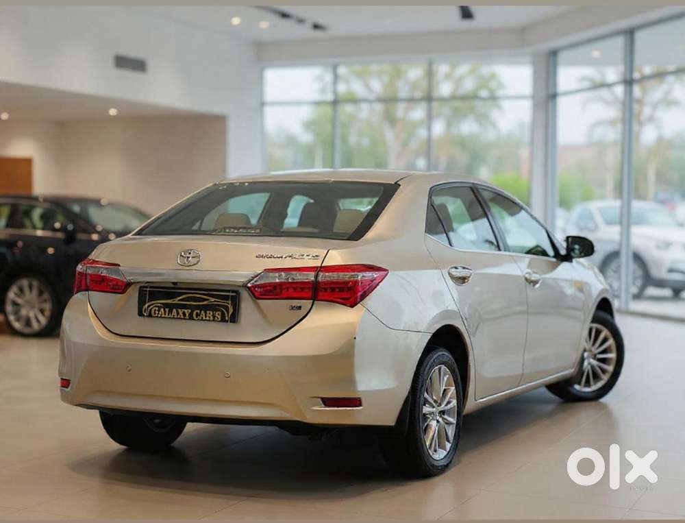 Toyota Corolla Altis 2013-2017 Vl At, 2015, Petrol