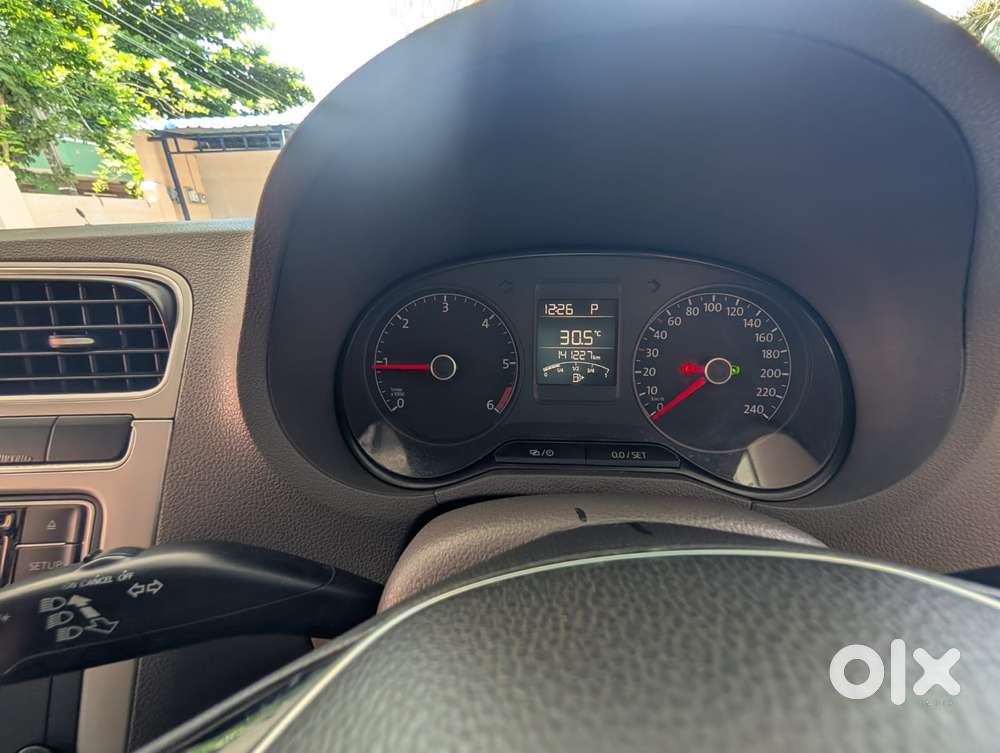 Volkswagen Vento 1.5l Tdi Highline Plus At Diesel, 2016, Diesel