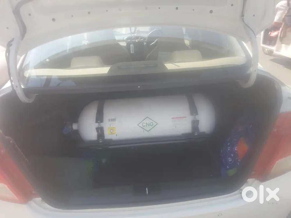 Swift Dzire White Color Petrol Cng